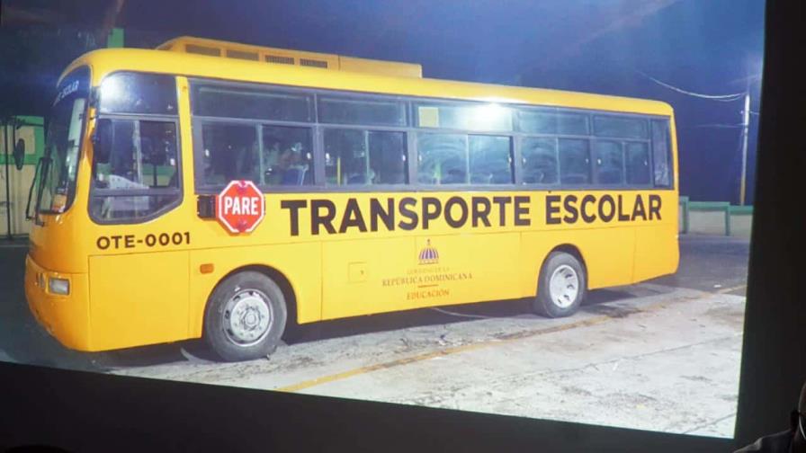 Ponen en funcionamiento transporte escolar público en varios sectores de Santo Domingo Norte