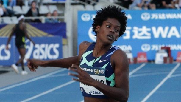 Marileidy Paulino mantiene el dominio de los 400 metros femeninos al ganar en Los Ángeles