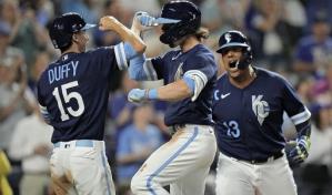 Nacionales ganan festival de carreras a Reales