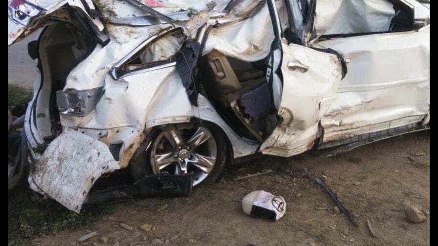 ¡Un viaje de ilegales! Accidente deja tres haitianos muertos y 14 heridos en Montecristi