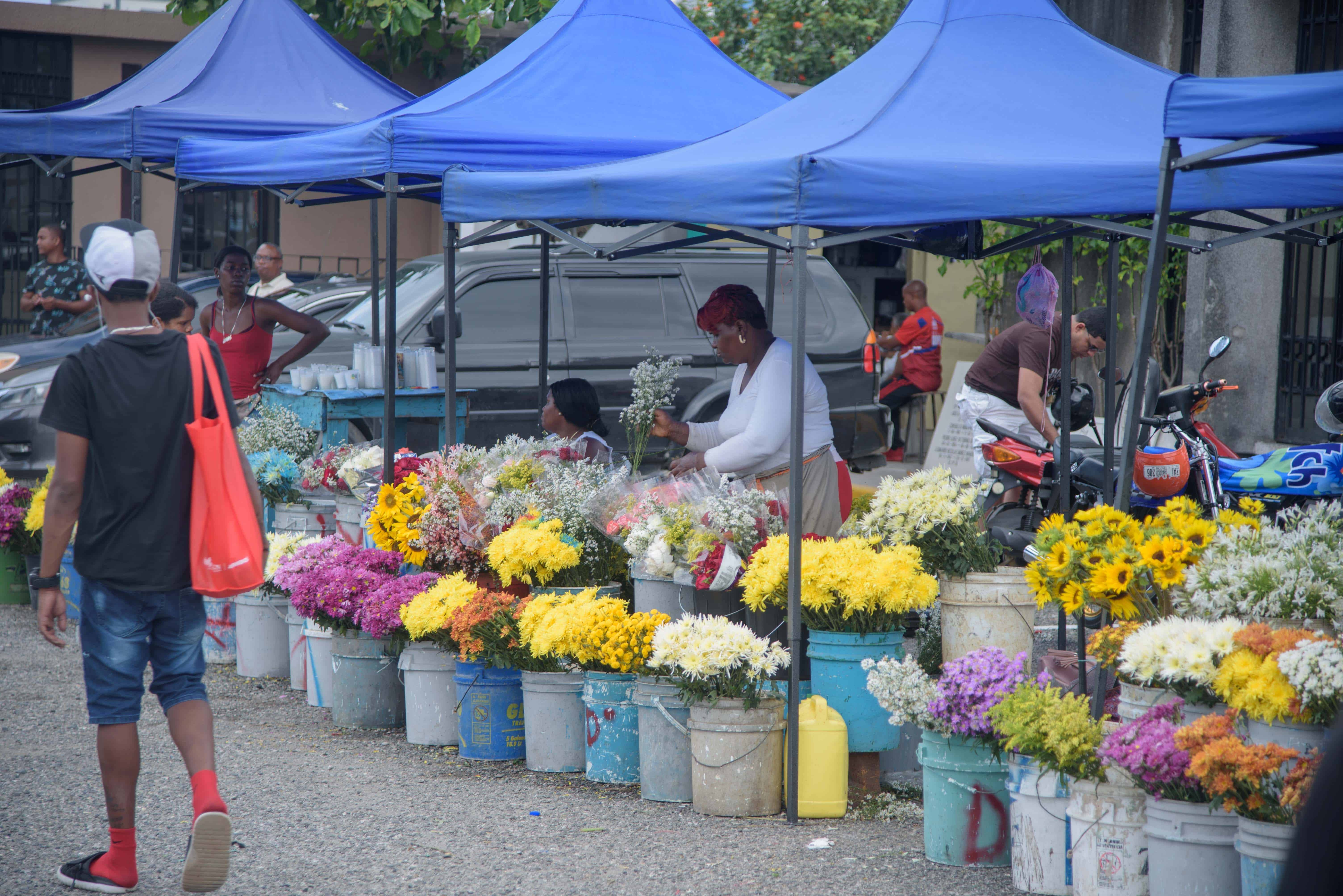 Las flores abundaban, pero los compradores eran escasos