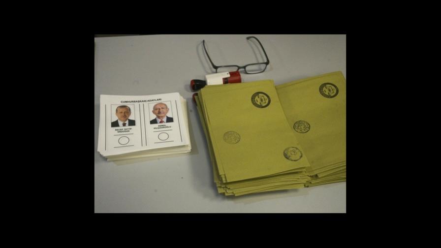 Turquía inicia conteo de votos de segunda vuelta, ¿continuará Erdogan, que lleva 20 años gobernando?
