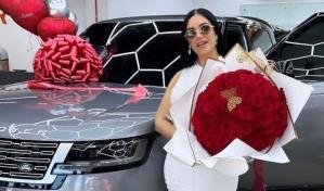 David Ortiz le regala una yipeta a su pareja