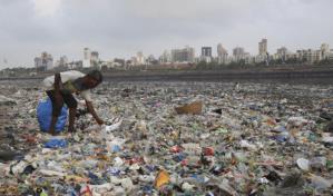 Reciclar el plástico será insuficiente para reducir la contaminación, indica experto de la ONU