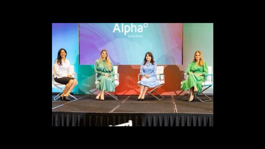 Empresas organizan charla “Transformando sueños en realidad”