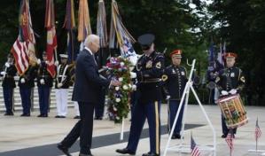 Biden aplaude el sacrificio de los soldados de EE.UU. en el D&iacute;a de los Ca&iacute;dos