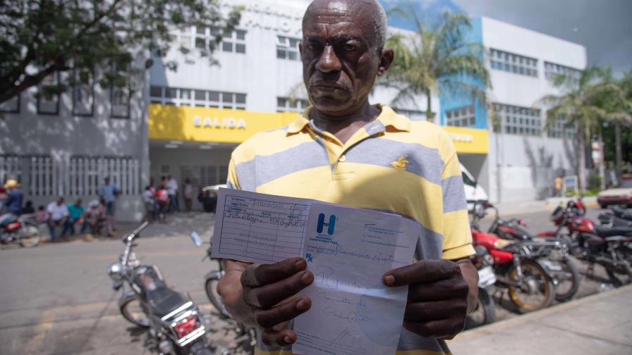 Pacientes de cardiología deben esperar dos meses para una cita en el Hospital Juan Pablo Pina