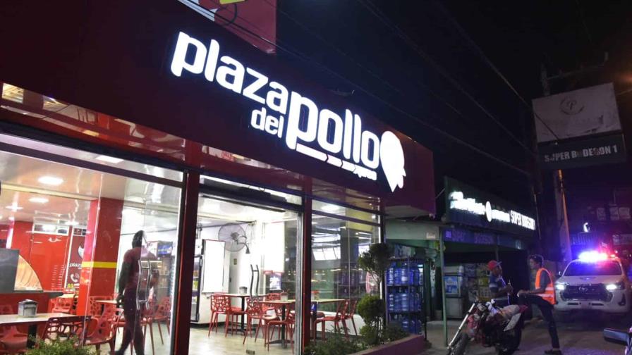 Asaltan la Plaza del Pollo, cerca de donde mataron seguridad de Farmacia GBC en otro atraco