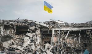 Rusia se ensaña con Kiev, bombardeada de noche y de día