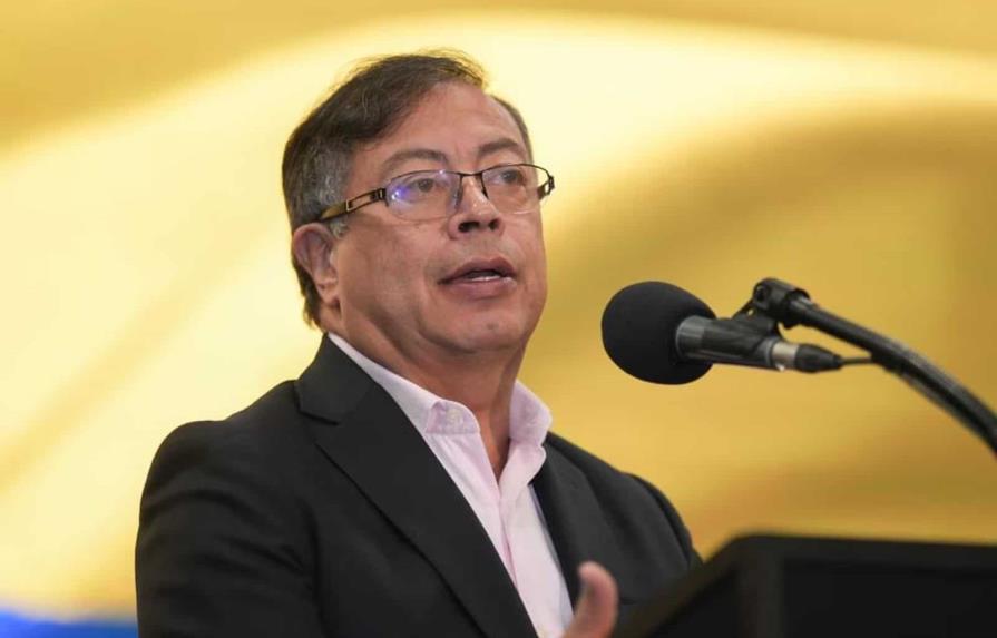 Petro anuncia la vuelta de Colombia a UNASUR