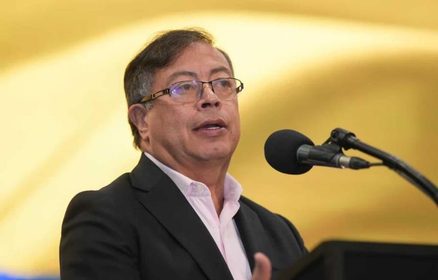 Fiscalía colombiana abre investigación por escuchas ilegales en el gobierno Petro