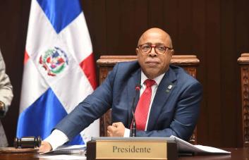 Pacheco advierte publicará nombres de diputados que falten a sesión por estar en campaña Pacheco advierte publicará nombres de diputados que falten a sesión por estar en campaña