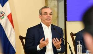 Abinader dice Burocracia Cero ha reducido tiempo de respuestas a trámites en más de 45 %