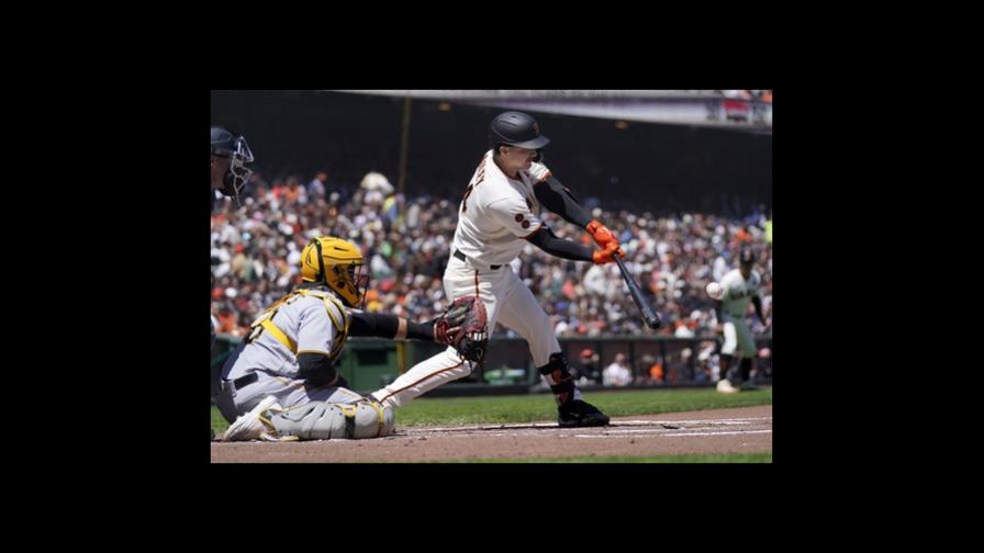 Con cuatro empujadas de Bailey, Gigantes aplastan a Piratas Con cuatro empujadas de Bailey, Gigantes aplastan a Piratas