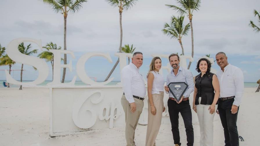 Secrets Cap Cana gana por segundo año Cinco Diamantes de AAA