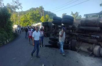 Conductor de la patana involucrada en accidente en Hato Mayor emprendió la huida