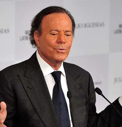 La Fiscal&iacute;a de la Audiencia Nacional espa&ntilde;ola investiga una denuncia contra Julio Iglesias