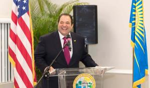 Alcalde de Florida detenido por mentir sobre su lugar de residencia