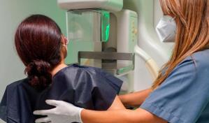 &iquest;Mamograf&iacute;as a los 40? Nueva pauta para la detecci&oacute;n del c&aacute;ncer de seno genera debate