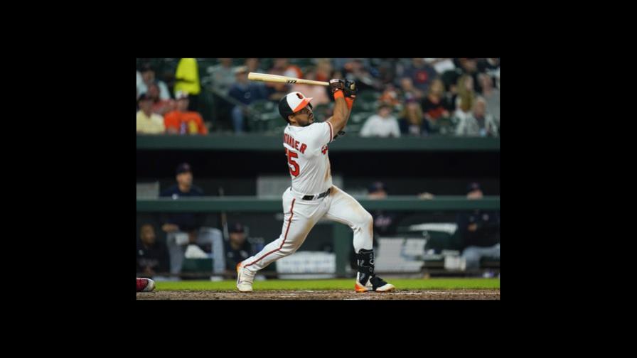 Santander pega 3 hits y produce 3 carreras; Orioles vencen a Guardianes Santander pega 3 hits y produce 3 carreras; Orioles vencen a Guardianes