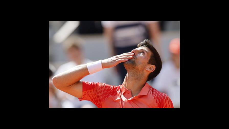 Sugieren a Djokovic abstenerse de mensajes políticos en Roland Garros Sugieren a Djokovic abstenerse de mensajes políticos en Roland Garros