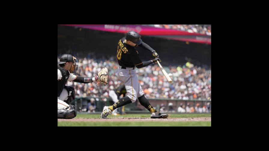 Reynolds aporta 3 producidas y gran atrapada; Piratas derrotan a Gigantes