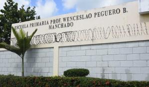 Escuela Wenceslao Peguero Manchado no imparte docencia en solidaridad con víctimas del accidente en Hato Mayor