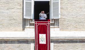 El papa pide a empresarios latinoamericanos que huyan del beneficio a toda costa