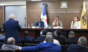 JCE se reúne con partidos para socializar la resolución de las reservas de candidaturas