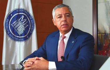 Donald Guerrero y José Ramón Peralta buscan hoy que se le varíe la medida de coerción