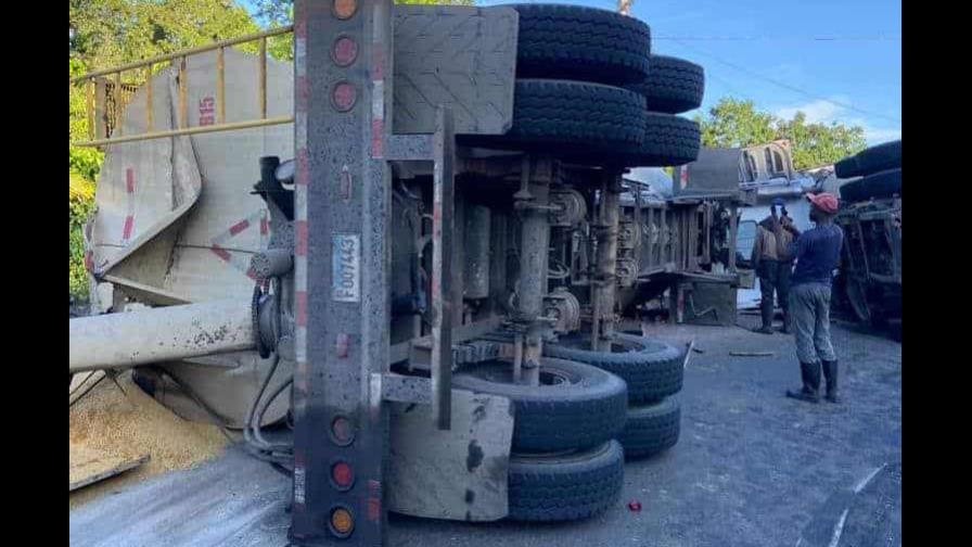 Empresa involucrada en accidente donde murieron estudiantes se solidariza con familias afectadas Empresa involucrada en accidente donde murieron estudiantes se solidariza con familias afectadas