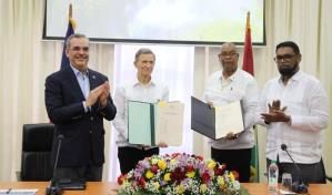 RD y Guyana acuerdan vuelos, cooperaci&oacute;n energ&eacute;tica y consulta pol&iacute;tica