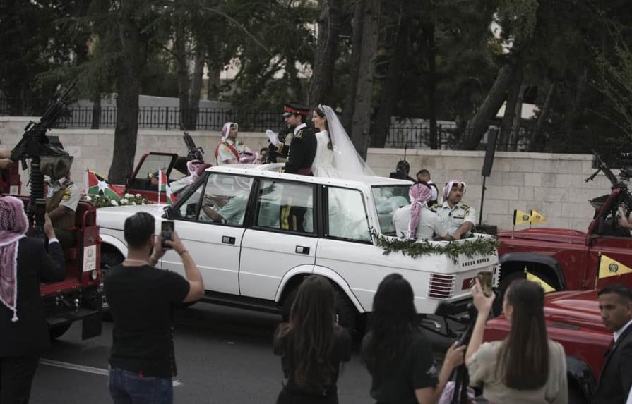 ¿Quiénes son los nuevos esposos de la boda real de Jordania?