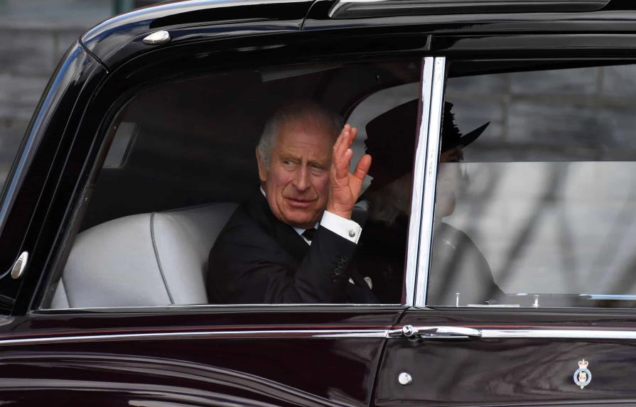 El rey Carlos III inicia una visita privada por Rumanía