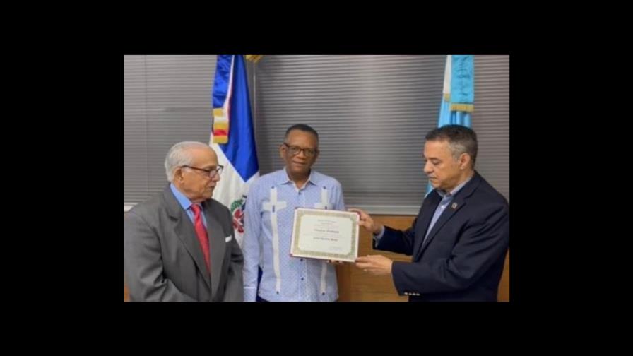 Senado de Nueva Jersey y el Instituto Duartiano declaran Reserva Moral a Venancio Alcántara Senado de Nueva Jersey y el Instituto Duartiano declaran Reserva Moral a Venancio Alcántara