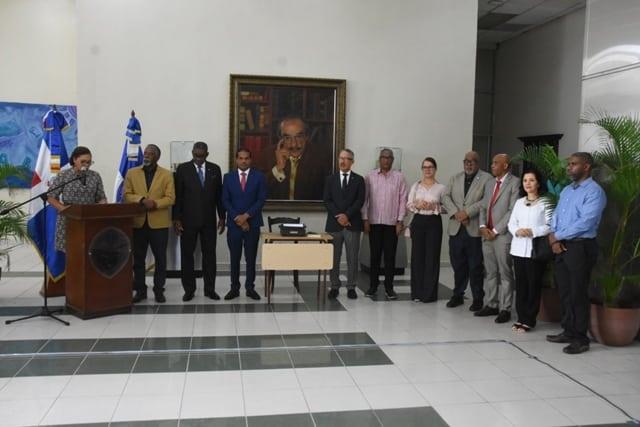 UASD celebra 110 aniversario natalicio del poeta Pedro Mir