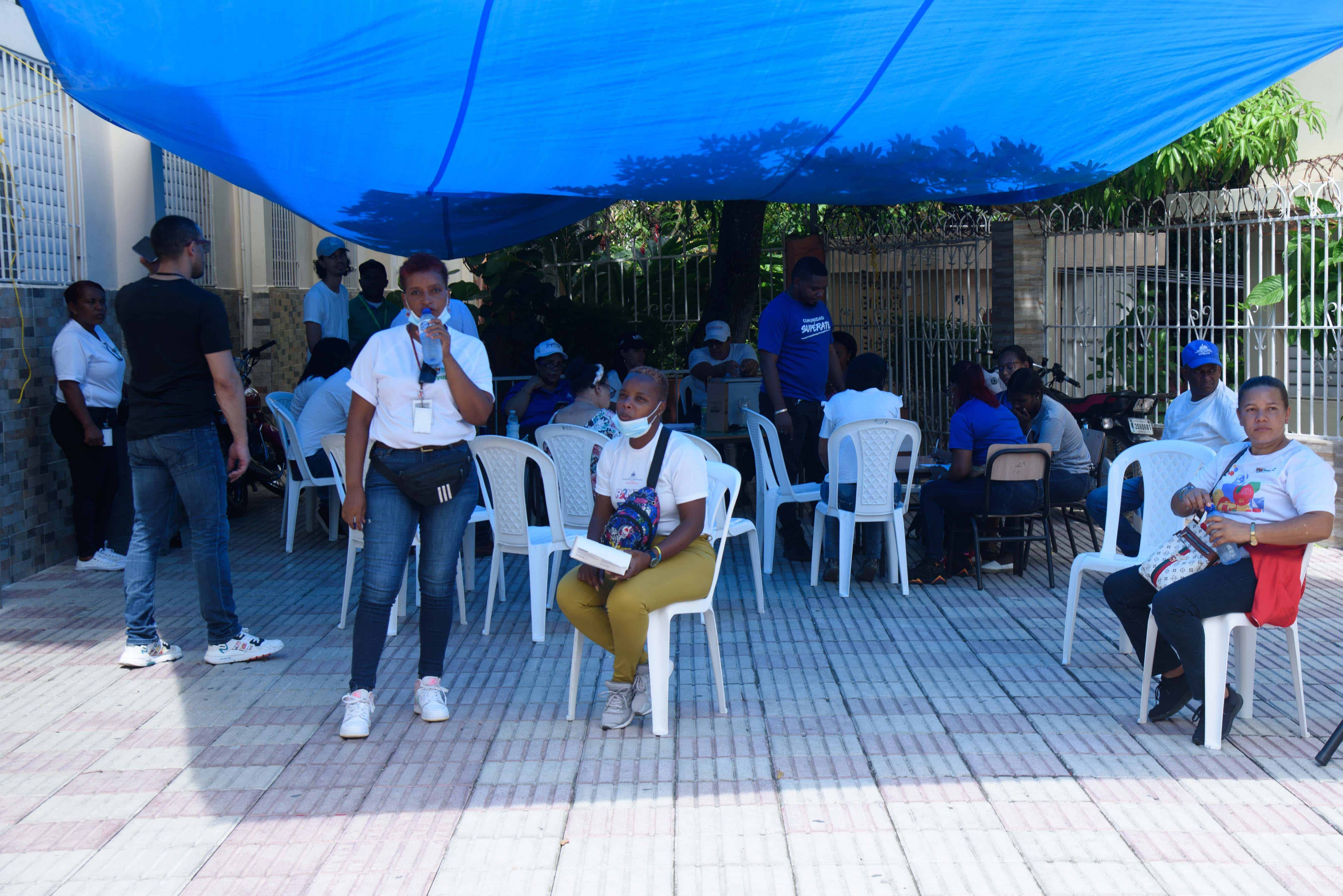 Operativo médico en Los Tres Brazos. 