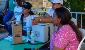 Alcaldía de Santo Domingo Este realiza operativo médico y de limpieza en Los Tres Brazos