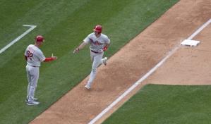 Filis cortan mala racha con triunfo ante Nacionales