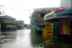 VIDEO | Inundaciones en Tamayo impidieron operaciones de negocios este sábado