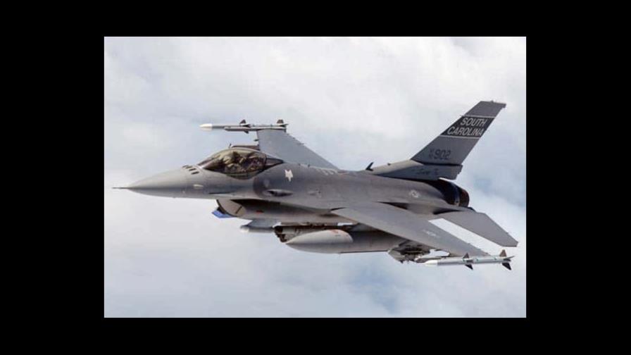 Aviones cazas F-16 de EEUU interceptaron el avión estrellado cerca de Washington