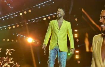 Apoteósico concierto de Romeo Santos en el Sofi Stadium de California