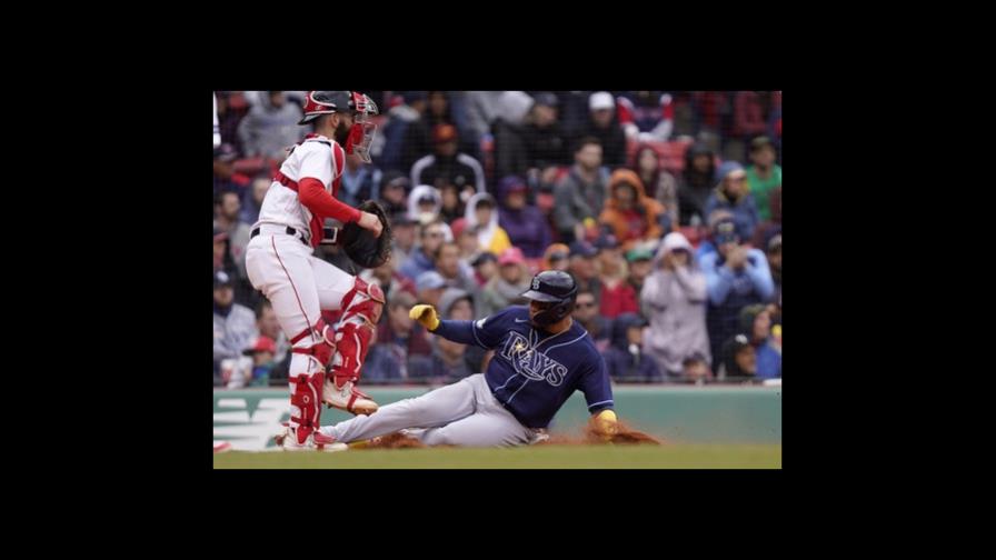 Rays vencen 6-2 a Medias Rojas con un jonrón de Yandy Díaz