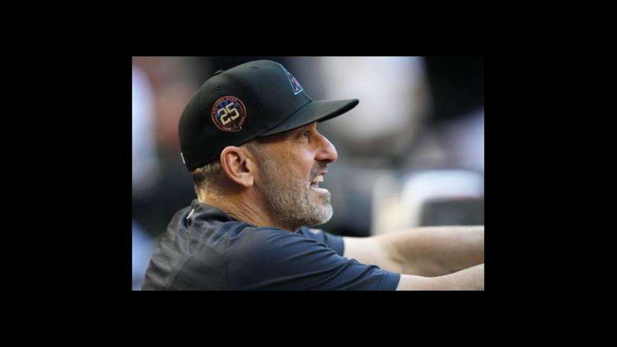 Diamondbacks extienden contrato del mánager Torey Lovullo