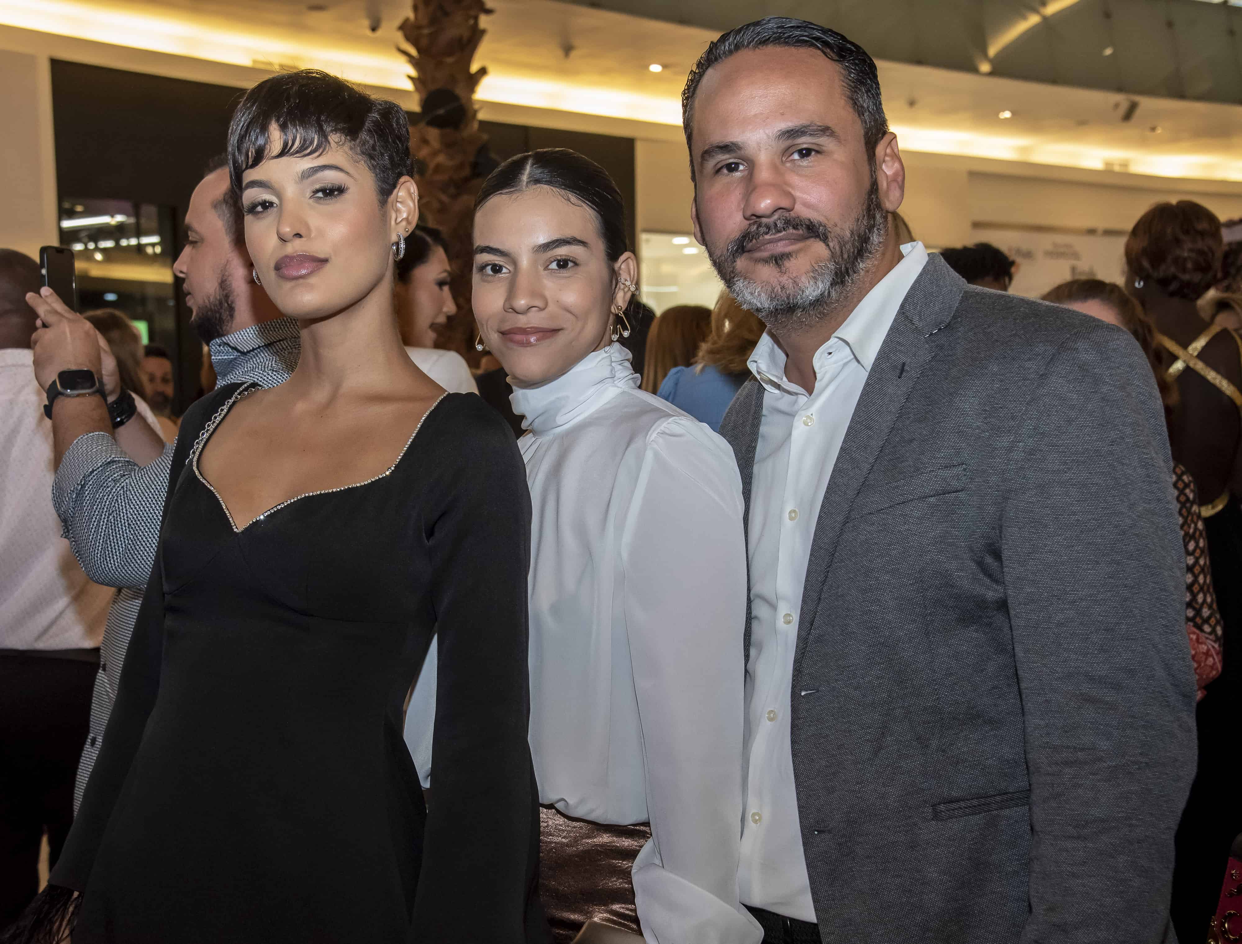Valentina Campion, Luzcaury y Tirso González.