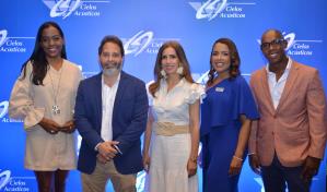 Cielos Acústicos celebra una noche de negocios en Santiago