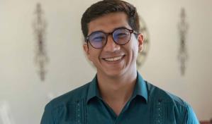 Orlando Mondragón, el médico que conecta la vida y la muerte desde la poesía