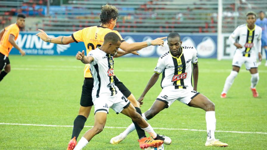 El Cibao FC logra victoria en el clásico cibaeño