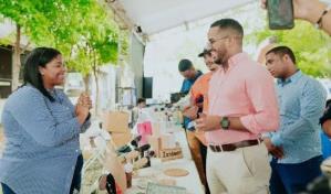 Ofrecen préstamos a jóvenes para sus emprendimientos