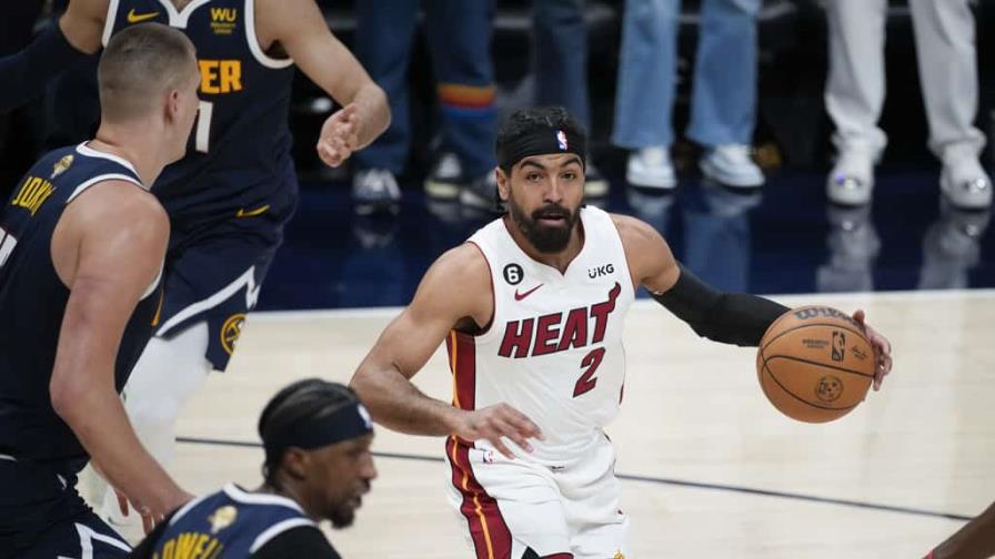 Heat iguala la serie 1-1 al vencer a Nuggets 111-108 en la final de la NBA